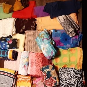 Vintage scarves lot of 25